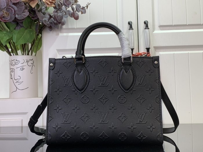 Black yupoo Top quality