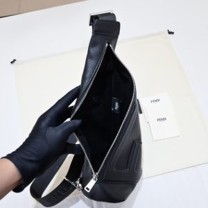 Fendi-Tote-style-81-Black-01A