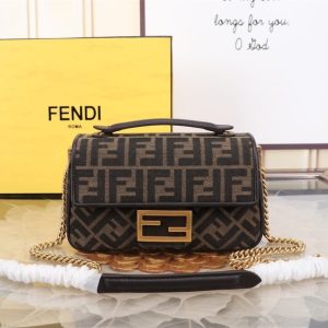 Fendi-Tote-style-85-Brown-01A