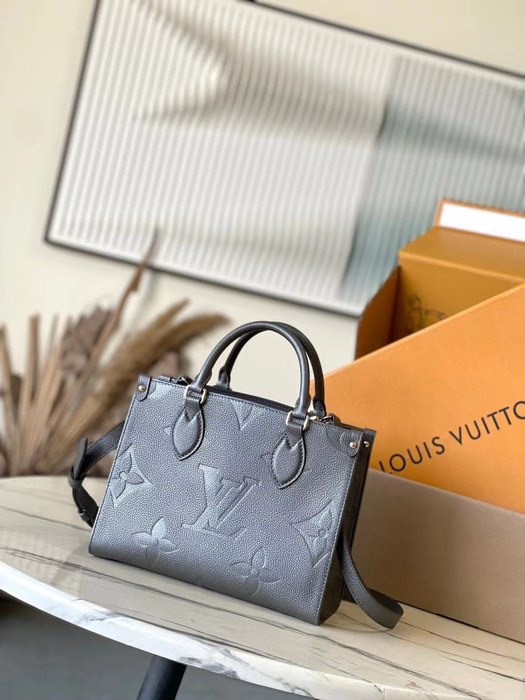 Grey yupoo Top quality