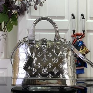 Grey yupoo Top quality