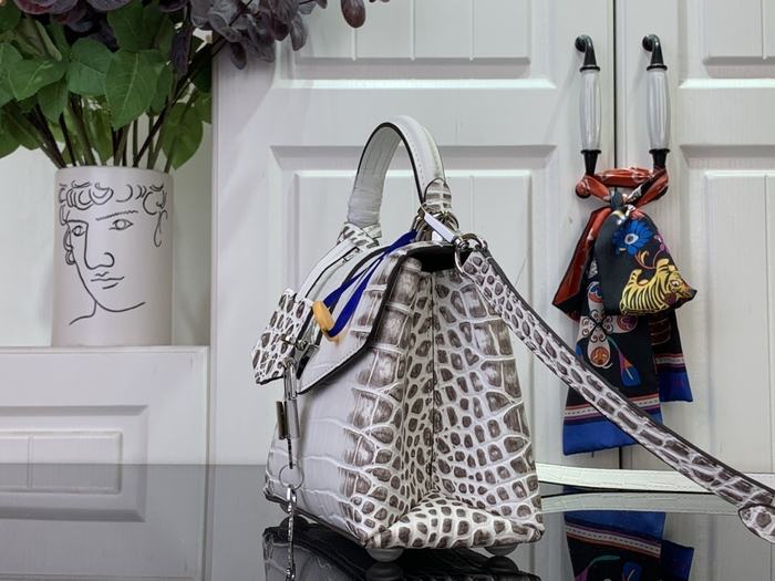 White yupoo Top quality