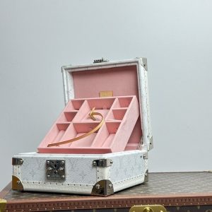 White yupoo Top quality