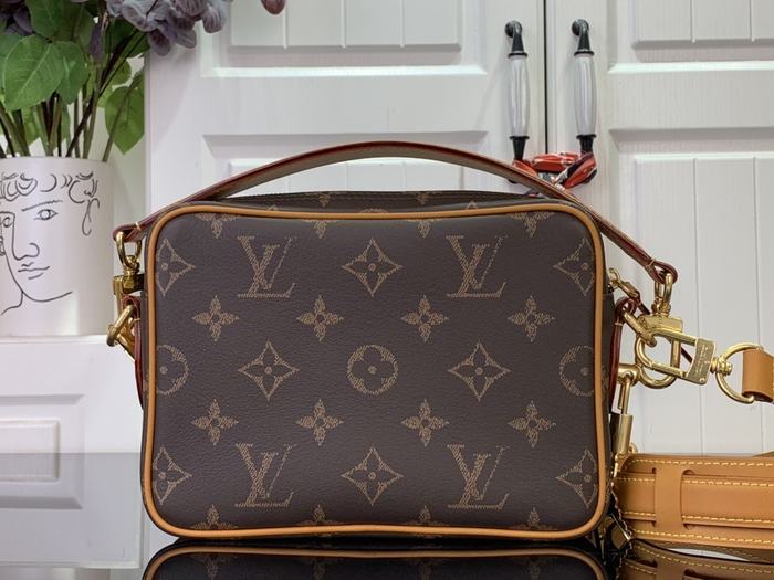 Brown yupoo Top quality