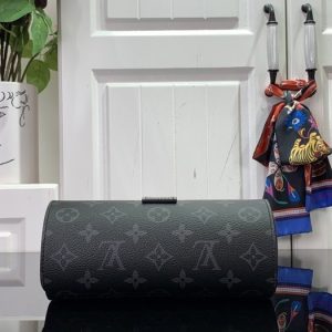 Black yupoo Top quality