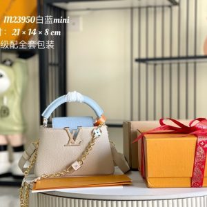 Beige yupoo Top quality