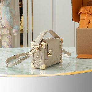 Beige yupoo Top quality