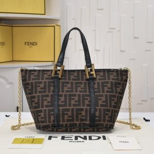 Fendi-Stylish-Tote-with-spacious-design-Brown-01A