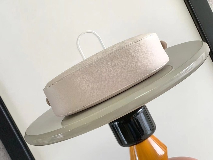 Beige yupoo Top quality