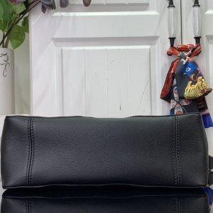 Black yupoo Top quality