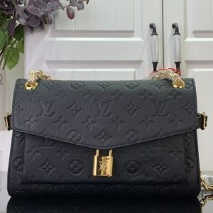 Black yupoo Top quality