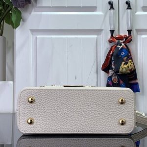 Beige yupoo Top quality