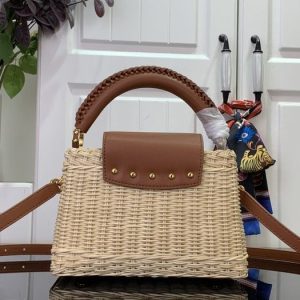 Beige yupoo Top quality