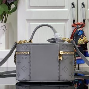 Grey yupoo Top quality