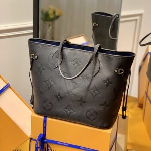 Black yupoo Top quality