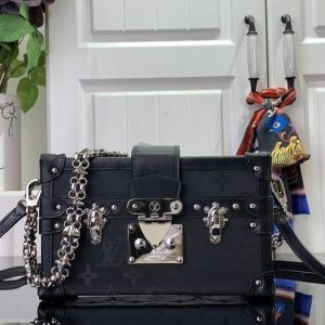 Black yupoo Top quality