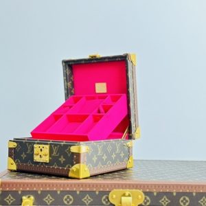 Brown yupoo Top quality