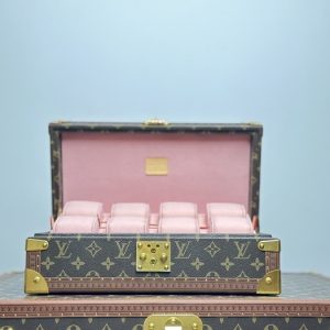 Brown yupoo Top quality