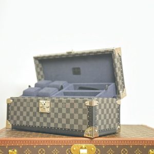 Grey yupoo Top quality