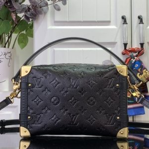 Black yupoo Top quality