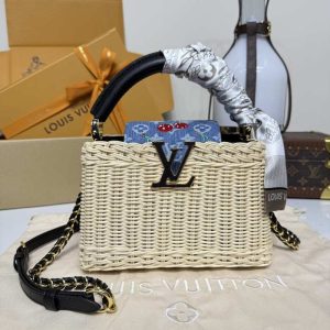 Beige yupoo Top quality