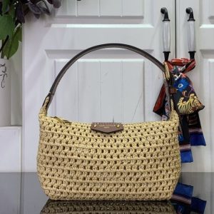 Beige yupoo Top quality