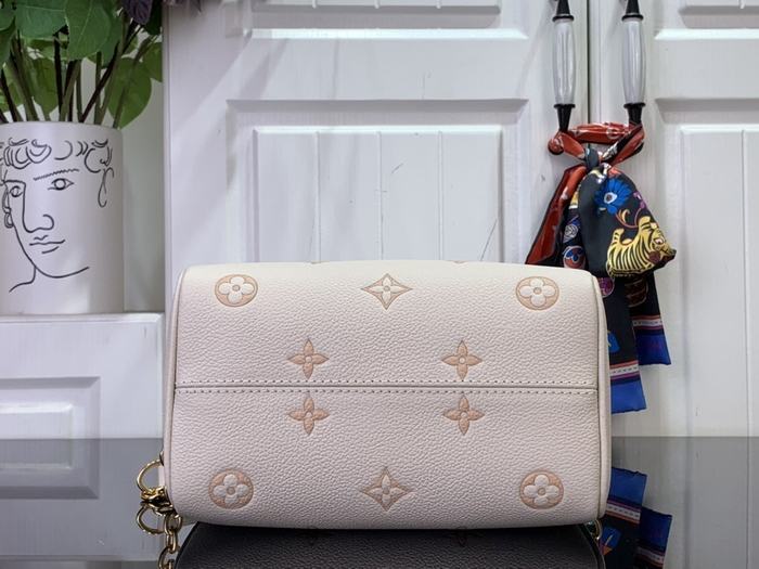 Beige yupoo Top quality