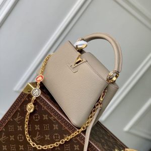 Beige yupoo Top quality