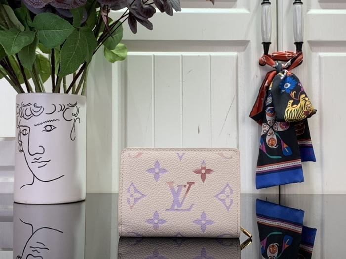 Beige yupoo Top quality