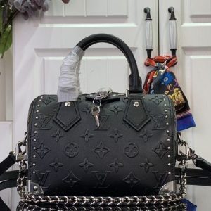 Black yupoo Top quality