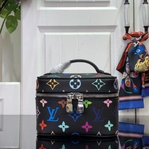 Black yupoo Top quality