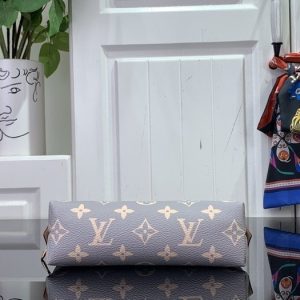 Grey yupoo Top quality