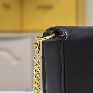 Fendi-Tote-Bag-with-Elegant-Features-Black-01A-2