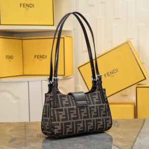 Fendi-Tote-Bag-with-stylish-features-Brown-01A-7