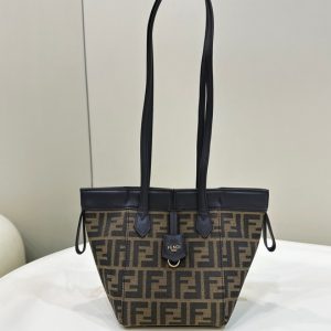 Fendi-Tote-bag-with-stylish-design-Brown-01A-2