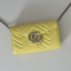 Gucci-BagTypeTote-large-and-spacious-tote-with-durable-material-Brown-01A