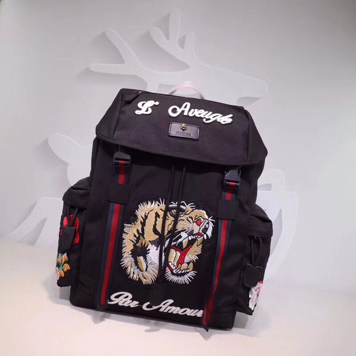 gucci-Backpack-with-sporty-features-Black-01A