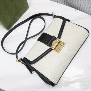 gucci-BagTypeTote--Crossbody-Bag-featuring-elegant-design-White-01A