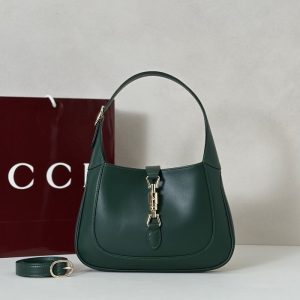 gucci-BagTypeTote-Leather-Tote-with-Curved-Shape-Green-01A