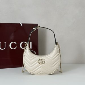 gucci-BagTypeTote-Quilted-Leather-Tote-with-Crossbody-Strap-Beige-01A