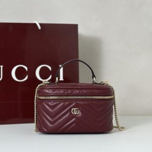 gucci-BagTypeTote-Quilted-Mini-Bag-Burgundy-01A