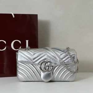 gucci-BagTypeTote-Quilted-Shoulder-Bag-Grey-01A-2