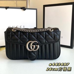 gucci-BagTypeTote-Quilted-leather-tote-with-chain-strap-Black-01A