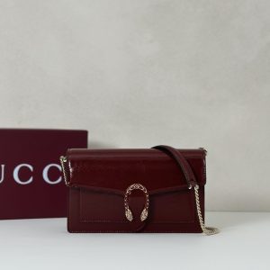 gucci-BagTypeTote-elegant-leather-design-Burgundy-01A