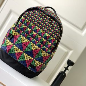 Issey-Miyake Black 1:1