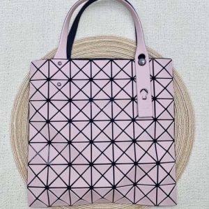 Issey-Miyake Beige 1:1