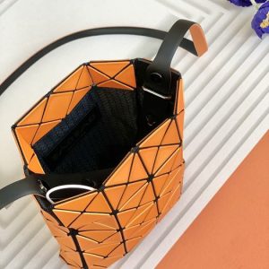 Issey-Miyake Black 1:1