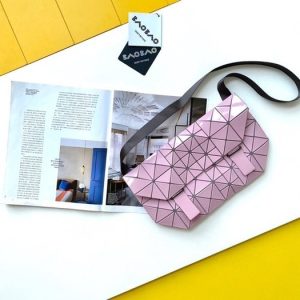 Issey-Miyake Pink 1:1