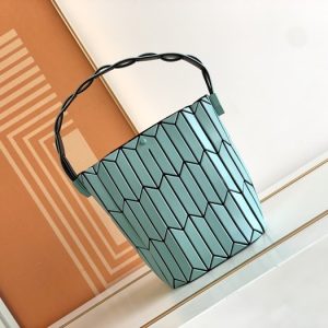 Issey-Miyake Beige 1:1