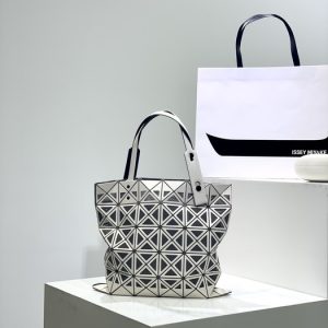 Issey-Miyake Beige 1:1